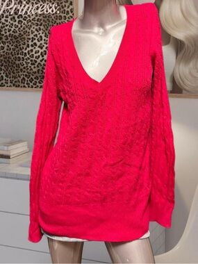 American Eagle Vintage Y2K HOT PINK Cable Knit V-Neck Sweater